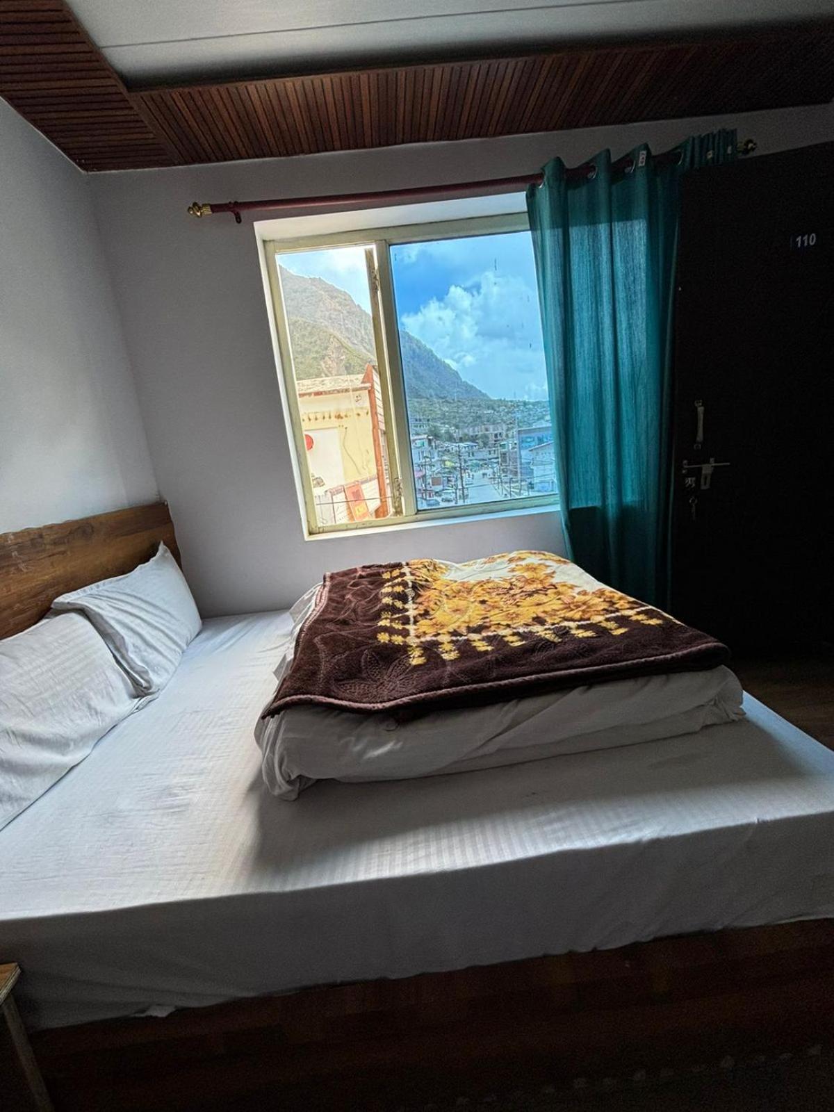 Odyssey - Near Narsingh Temple Homestay *